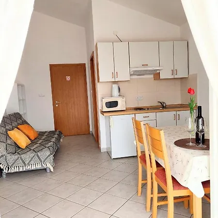 Dia Apartment Zaostrog